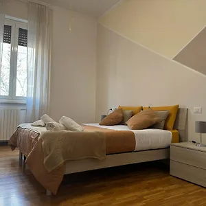 gretas-home-in-milano-city.italymilanhotels.net/